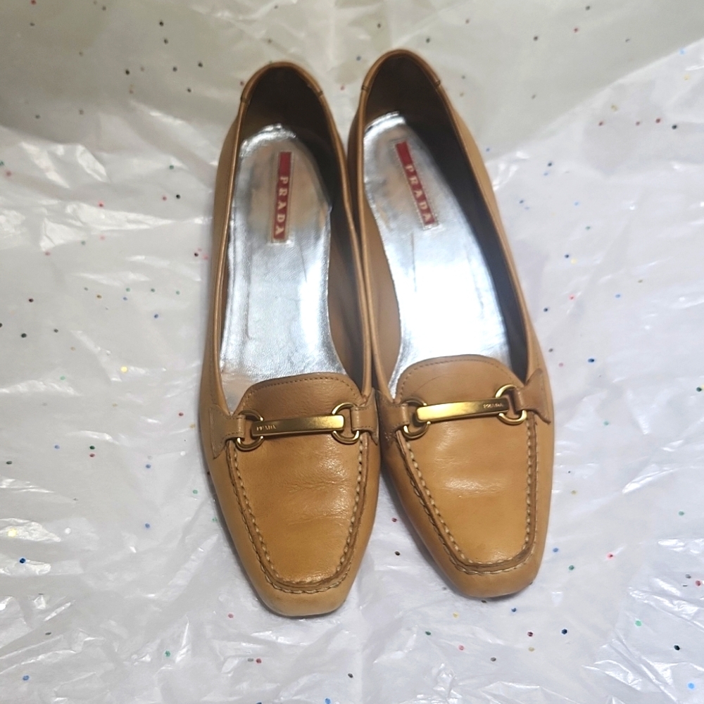 [36.5] PRADA Vitello Sport Pumps, Tan